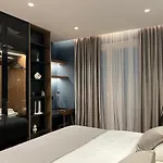 New Chic Apartment, Central