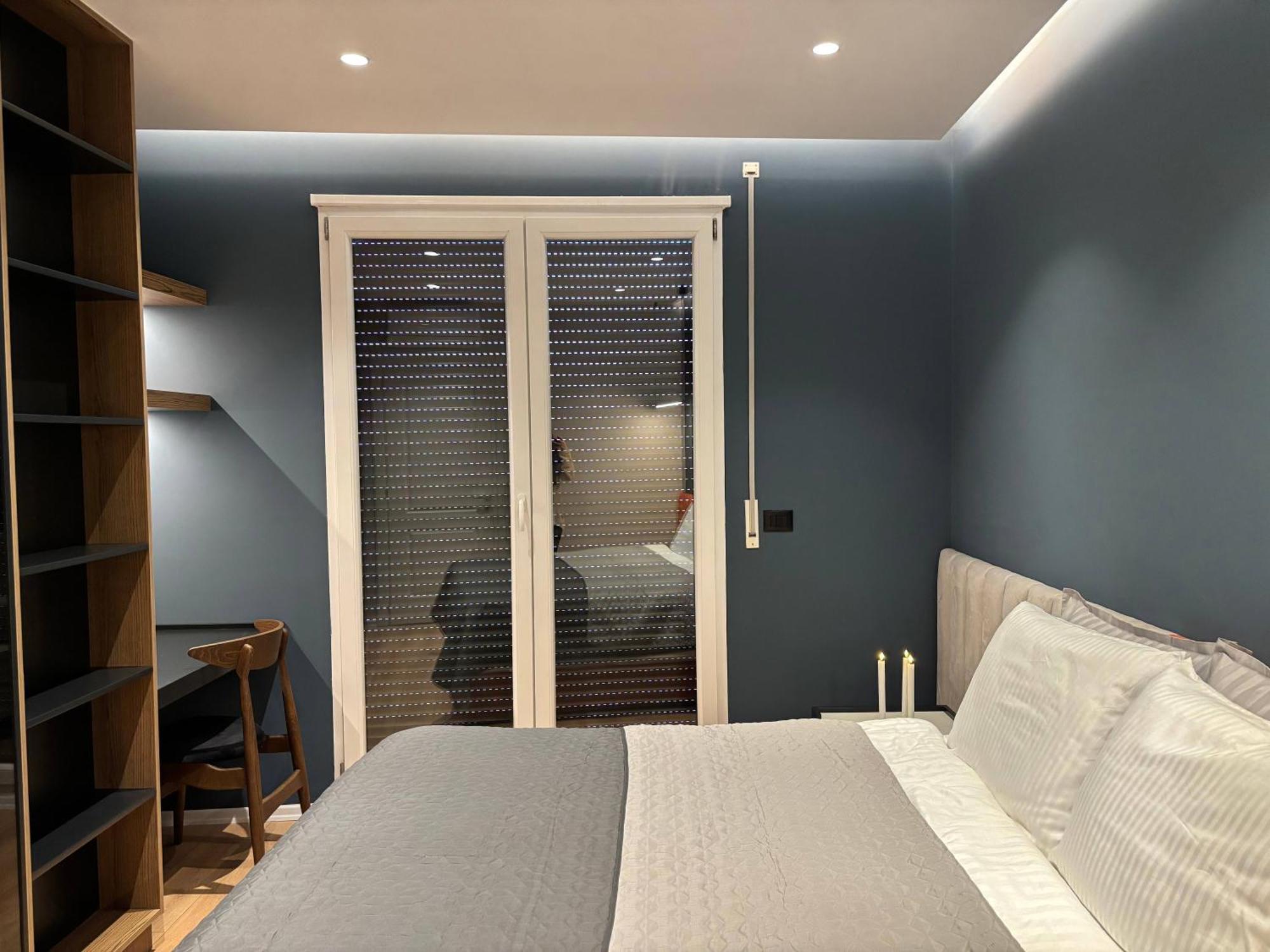 New Chic Apartment, *