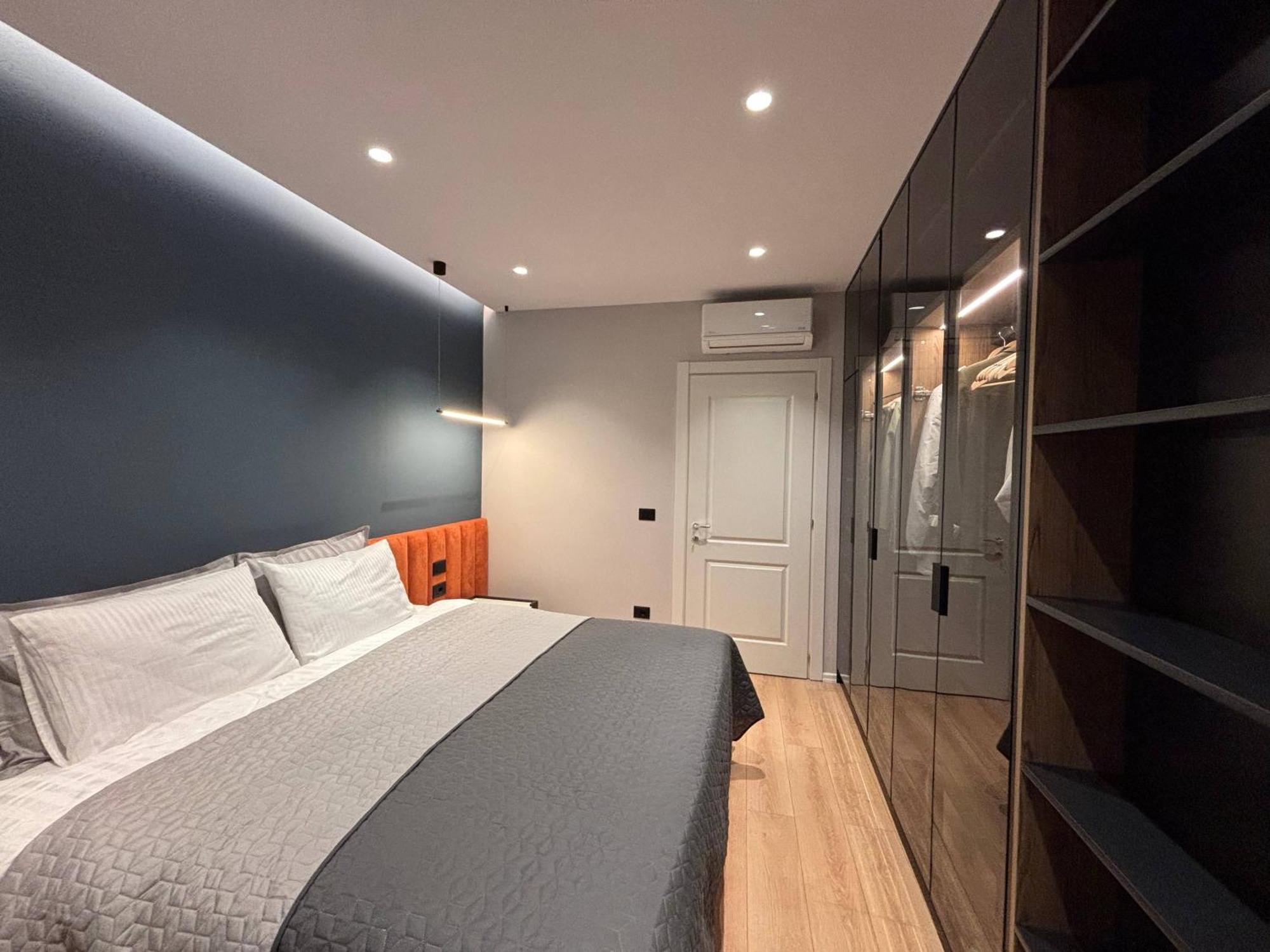 New Chic Apartment, * Tirana