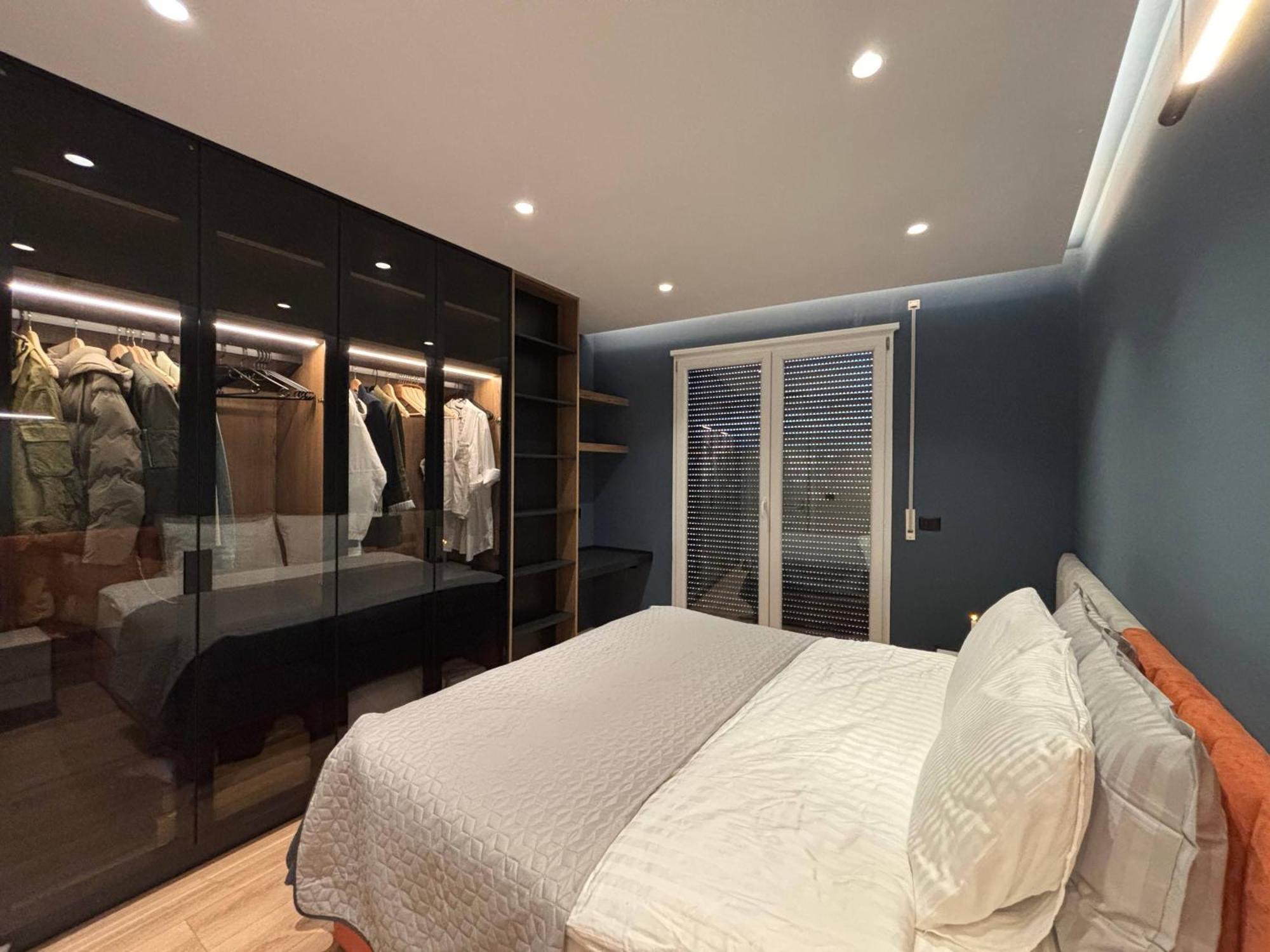 New Chic Apartment, Apartament Tirana