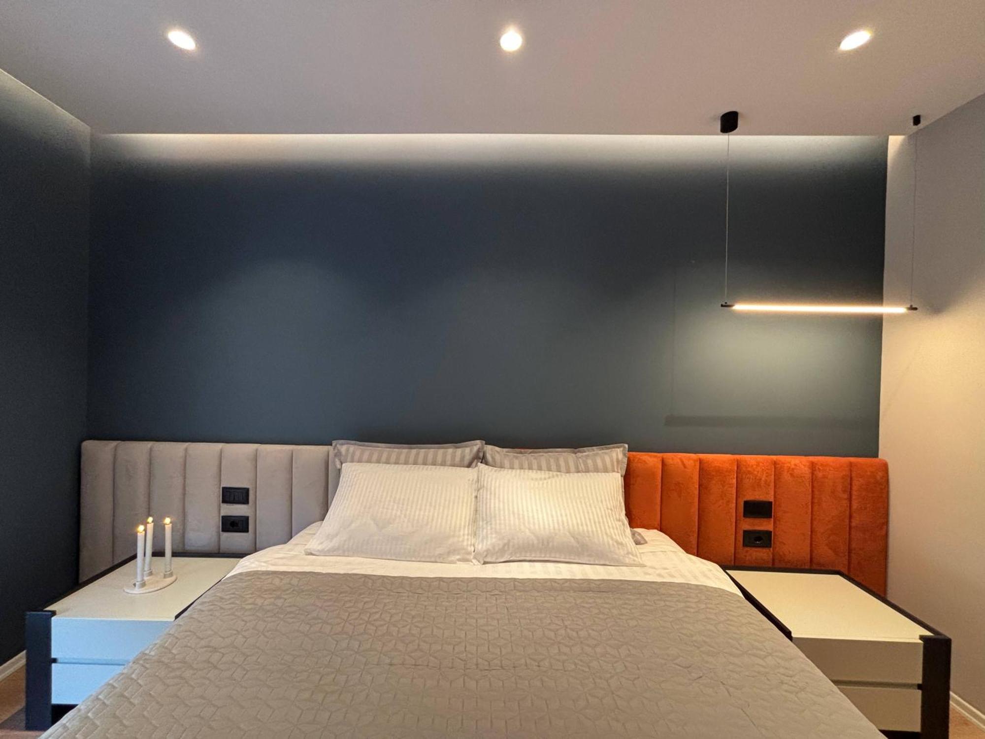 New Chic Apartment,