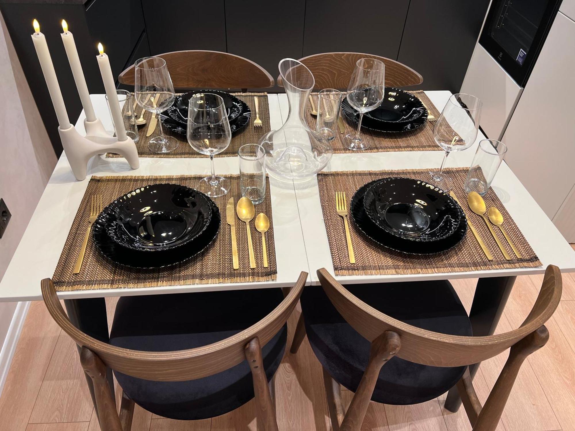 New Chic Apartment, *